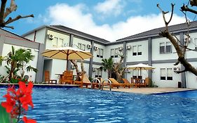 Grand Royal Bil Hotel  3*